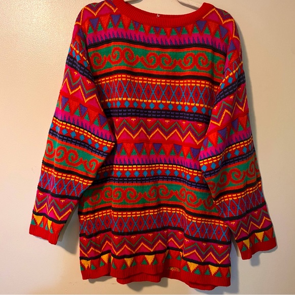 Coogi Style Sweater, size large. Beautiful design and colors. Great quality. EUC - Picture 1 of 7